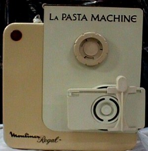 La Pasta Machine 2.JPG (22640 bytes)