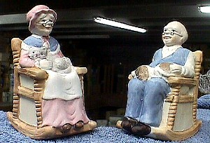 Ceramic Old Couple on Rocking Chairs 1.JPG (30839 bytes)