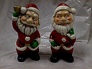 Ceramic Santa Clauses'.JPG (35100 bytes)