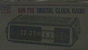 AM-FM Digital Clock Radio.JPG (19738 bytes)
