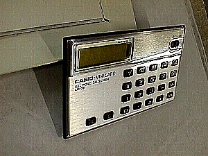 Casio LC-78 Mini Card Calculator a.JPG (34338 bytes)