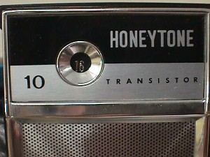 Honeytone b.JPG (23729 bytes)