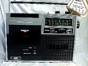 JVC 9310 AM-FM Cassette Player.JPG (37492 bytes)