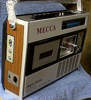 Mecca AMFMSW Clock Cassette 4.JPG (43723 bytes)