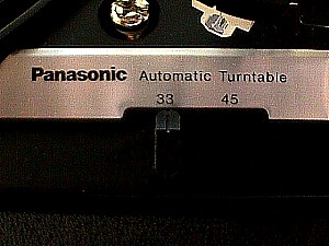 Panasonic SE-2519 Compact Stereo c.JPG (23927 bytes)