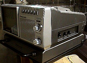Panasonic TR-4030P TV e.JPG (33653 bytes)