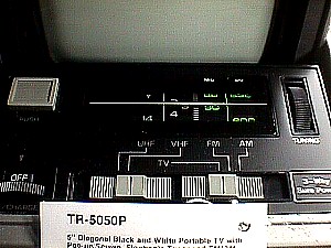 Panasonic TR 5050P Hide-Away TV Set c.JPG (29743 bytes)