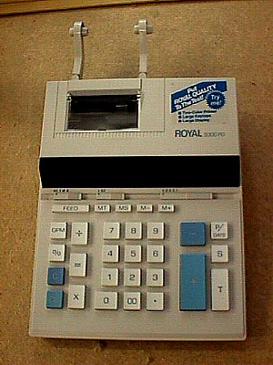 Royal 9300PD Deluxe Desktop Print Calculator.JPG (47632 bytes)