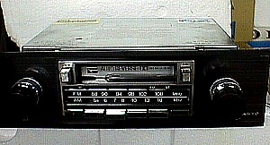 Sanyo FT-C16 AM-FM Radio Mini Cassette Car Stereo a.JPG (23834 bytes)