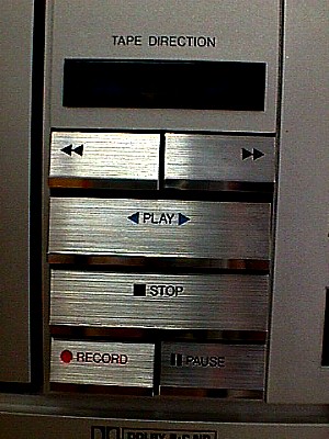 Sanyo RD R60 Stereo Cassette Recording Deck f.JPG (45776 bytes)