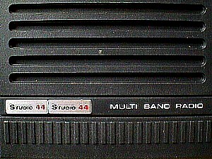 Studio 44 Multi-Band Radio.JPG (38605 bytes)