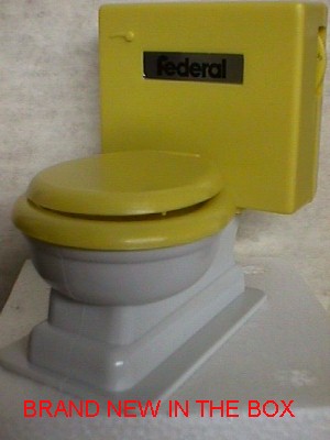 Toilet Radio a.JPG (24211 bytes)
