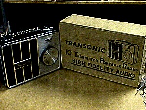 Transonic 10 Trans Portable Radio.JPG (34599 bytes)