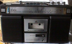 Yorx AMFM Stereo Cassette 2.JPG (20317 bytes)