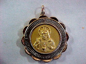 Medallions 1b.JPG (35471 bytes)