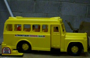 Yellow School Bus 1.JPG (17756 bytes)