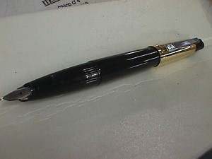 Eversharp Pen 2.JPG (14234 bytes)