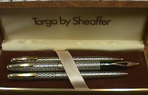 Sheaffer Targa 3 piece set 2.JPG (17545 bytes)